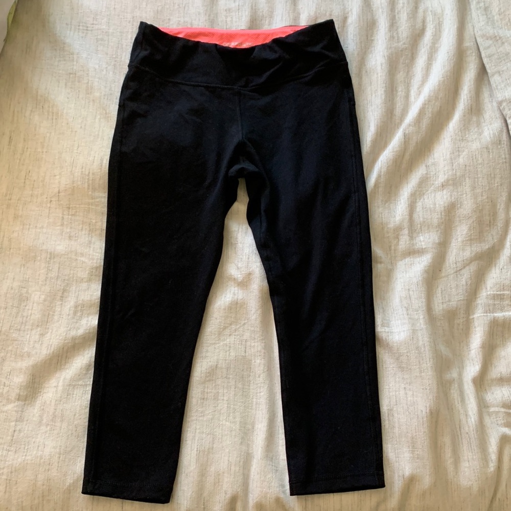 Marika sport athletic capris